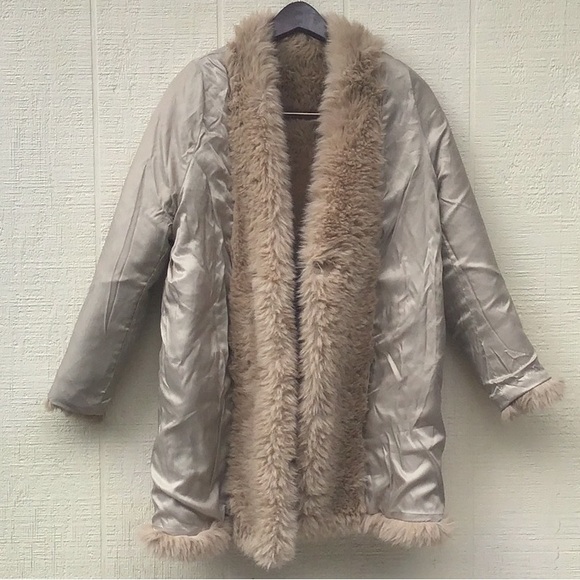 Blogger favorite Mango faux fur tan coat - Picture 4 of 16
